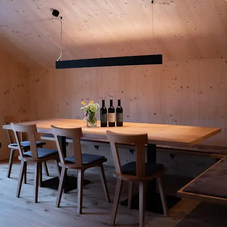 Haus Kanabe 쇼페나우