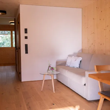 Haus Kanabe شقة شوبرناو